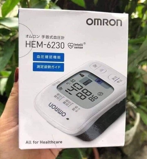 Review máy đo huyết áp Omron Hem 6230-2
