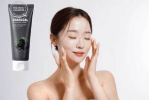 cach-dung-sua-rua-mat-hebeheba-charcoal-chuan-giup-da-sach-sau-va-khoe-manh-hon2